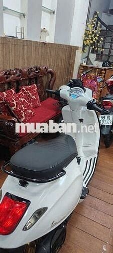  Vespa Primavera 2015 BSTP ký giấy sag tên