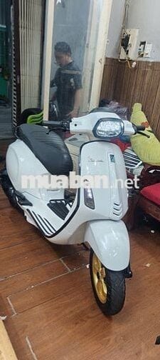  Vespa Primavera 2015 BSTP ký giấy sag tên