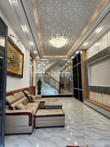 Cần bán nhà Mặt tiền đường Mai Thị Lựu, Q1 (DT hơn 67m2). Giá 3Tỷ180