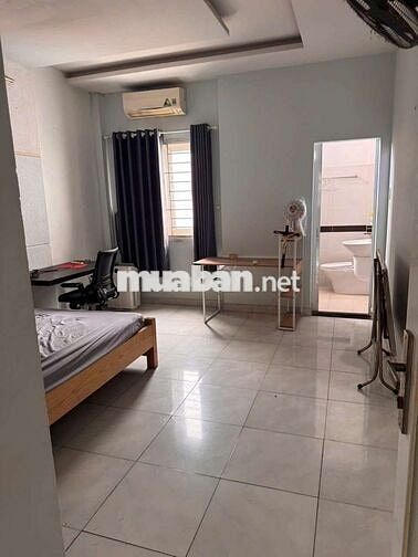 Cho thuê nguyên căn 2pn3wc, Mặt Tiền Đs 12, Bình Hưng Hòa A , Bình Tân