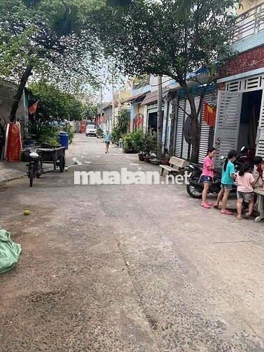cho thuê nhà gần chợ nữ dân công nhà mới sạch sẽ ở liền hẻm xe hơi