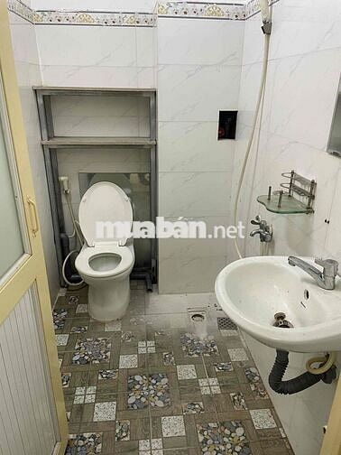 Mặt Tiền Kinh Doanh Đường Lê Trọng Tấn. 4,5 x 13m, Trống Suốt, 1Wc