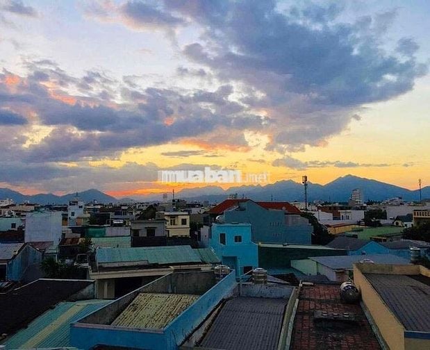 💥 THUÊ NHÀ TRUNG TÂM – TẬN HƯỞNG VIEW PHÁO HOA TRỰC DIỆN 💥