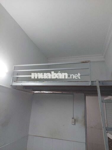 Phòng dưới đất mặt tiền,có gác lửng,hẻm xe tải,tự do Tân Khai p4 TBình