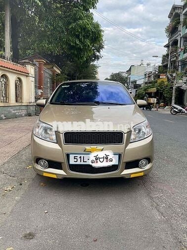 Chevrolet Aveo Tự động Vàng cát