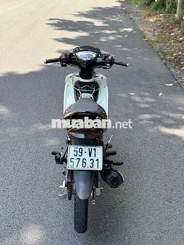 Yamaha 135 2013 1 càng Trắng đen xuống áo 2010