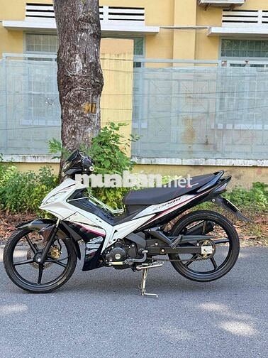 Yamaha 135 2013 1 càng Trắng đen xuống áo 2010
