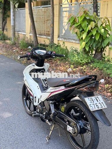 Yamaha 135 2013 1 càng Trắng đen xuống áo 2010
