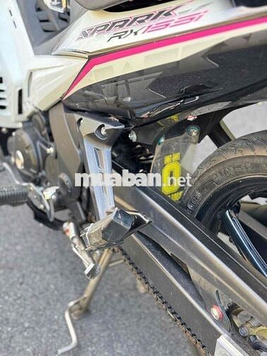 Yamaha 135 2013 1 càng Trắng đen xuống áo 2010