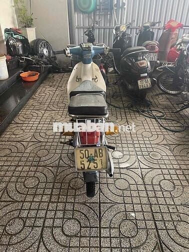 Honda Cub 82/50cc Xanh trắng 192.775 km