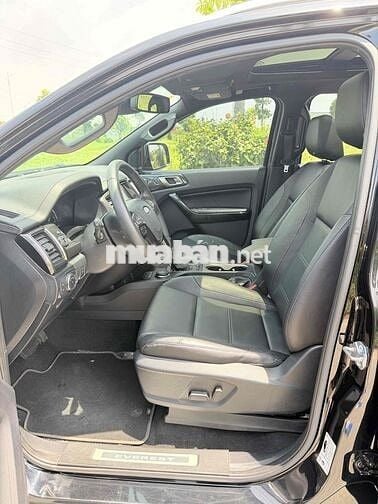 Ford Everest Titanium 2019 4x4 tự động 8 vạn Nhập