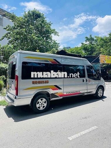 Ford Transit 2019 16 chỗ Bạc