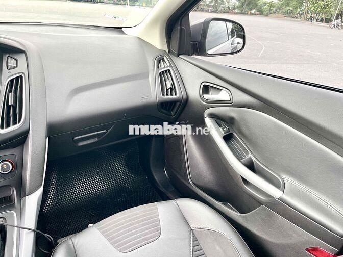 Bán xe Ford Focus S 1.5 Ecoboost Titanium 2017 Spo