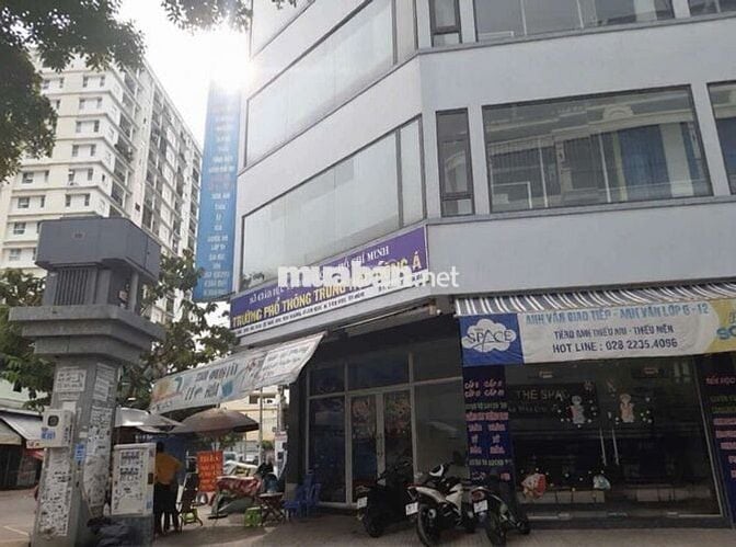 Cho thuê mặt bằng góc 2 Mặt Tiền đường lớn Tân Hương, Tân Phú 