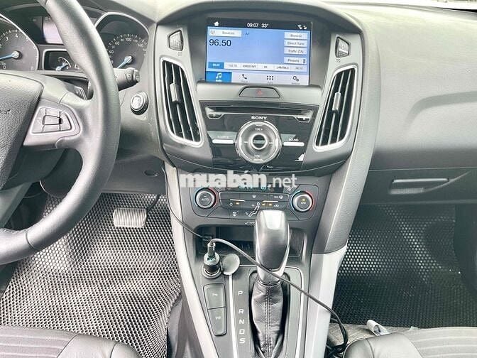 Bán xe Ford Focus S 1.5 Ecoboost Titanium 2017 Spo