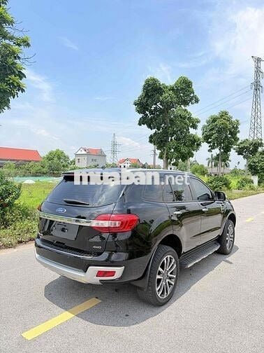 Ford Everest Titanium 2019 4x4 tự động 8 vạn Nhập
