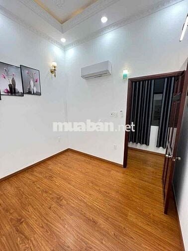 CHO THUÊ NHÀ HẺM SAU LƯNG WINCOM HÙNG VƯƠNG