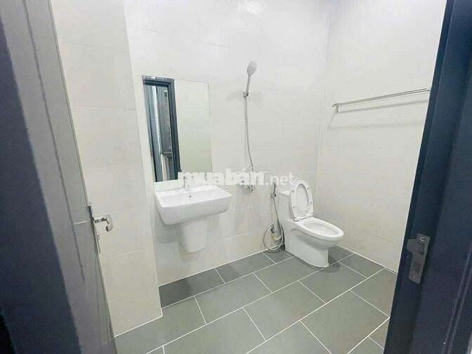 CC Cho Thuê Nhà 9PN MT  Đường Lê Văn Sỹ , Quận Tân