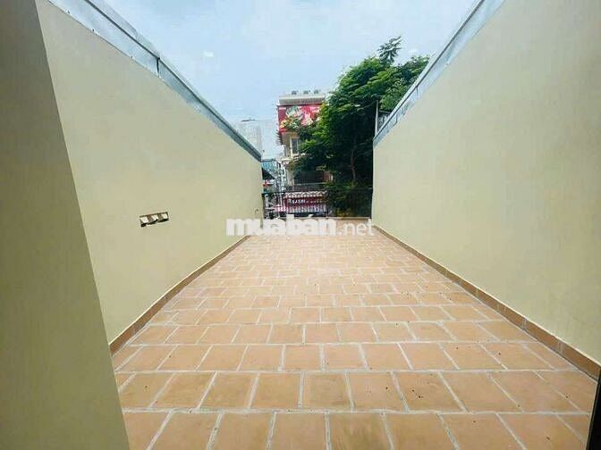 CC Cho Thuê Nhà 9PN MT  Đường Lê Văn Sỹ , Quận Tân