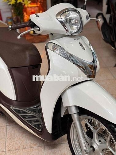 Honda SH Mode 2018 Trắng