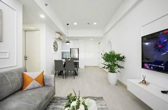 2 tỷ 28 Giá chốt 57m2 , Căn tầng cao ,ở ngay 100% ,sổ riêng ,Bank 80% 