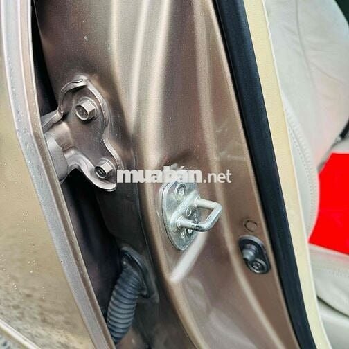 Toyota Camry 2.4G 2008 Vàng cát Việt Nam