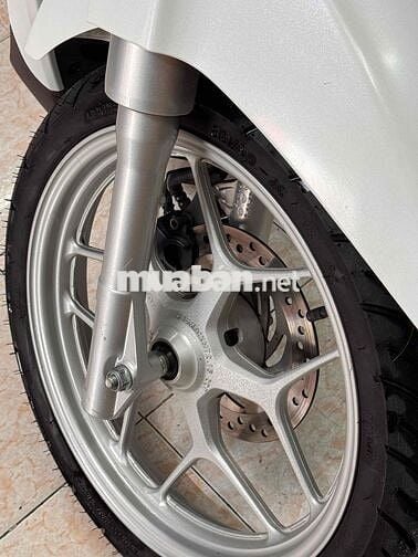 Honda SH Mode 2018 Trắng