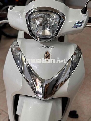 Honda SH Mode 2018 Trắng