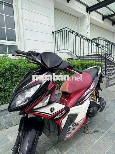 Yamaha Novo LX Đen, Đỏ, Trắng