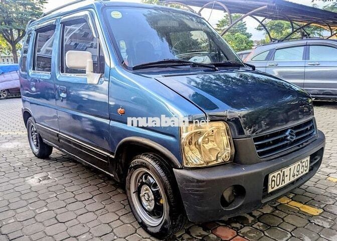 Suzuki Wagon R+ Xanh Gia đình nhỏ