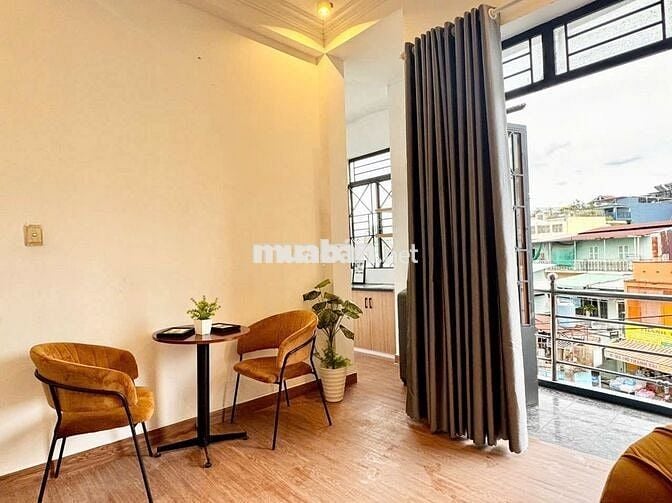 🏠 Phòng 45m² có ban công – Quận 10 – Giá 8 triệu/tháng