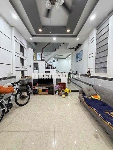 Nhà 2 tầng Tỉnh Lộ 10 giáp Bà Hom Q6, nở hậu 5.2m, 54m2, 3PN, giá 4ty3