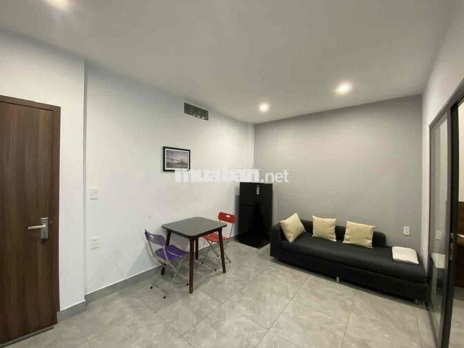 Cho thuê Căn hộ mini mới (1 phòng ngủ +) diện tích 40 m2, mặt tiền đườ