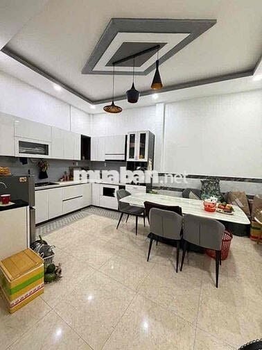 Nhà 2 tầng Tỉnh Lộ 10 giáp Bà Hom Q6, nở hậu 5.2m, 54m2, 3PN, giá 4ty3