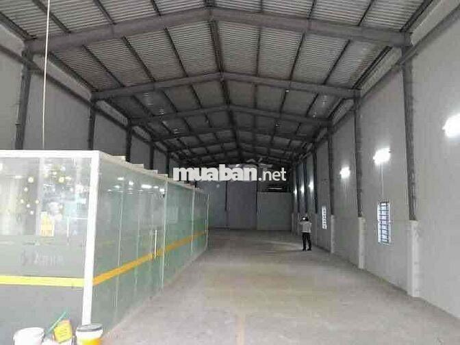 Cho Thuê Xưởng Cao Ráo DT 7x22 Có Sân Để Xe Hẻm Xe Tải 2 Tấn