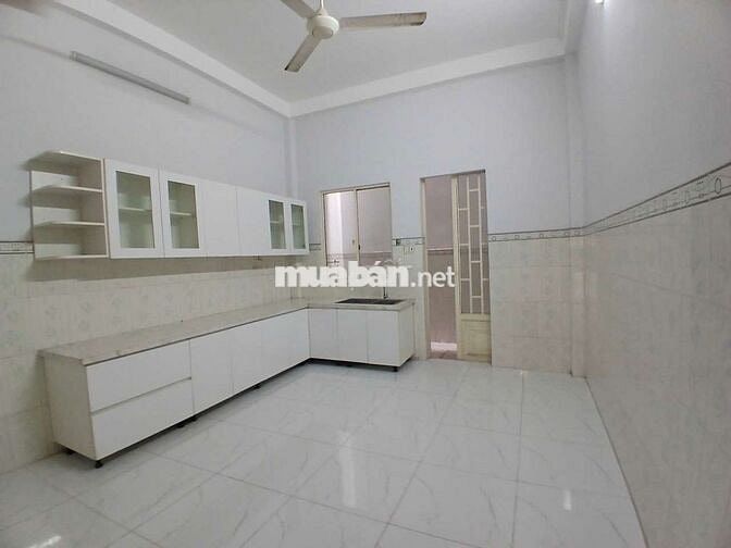 mặt tiền đường phú thuận cần bán gấp 