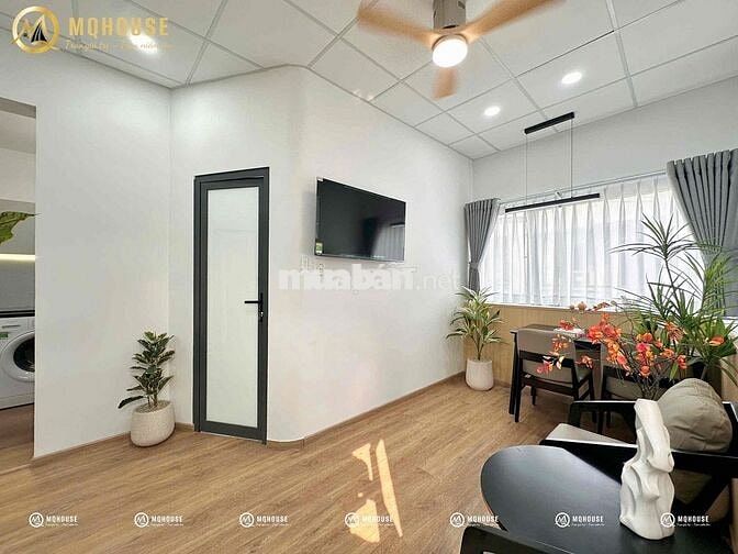 CHDV 2PN ban công full nội thất máy giặt riêng gần ETown, nhà ga T3