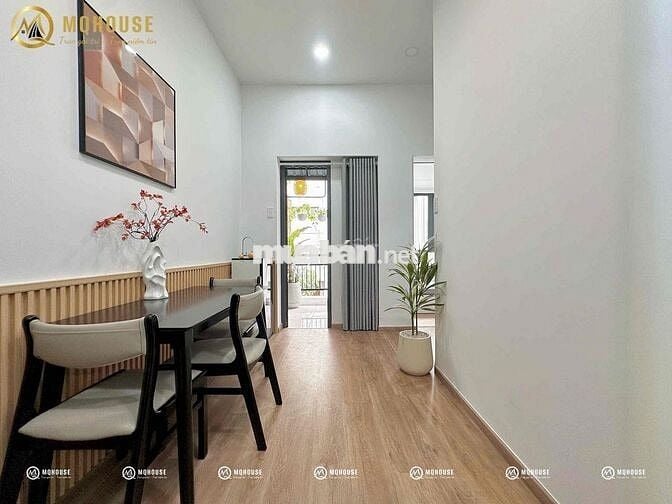 CHDV 2PN ban công full nội thất máy giặt riêng gần ETown, nhà ga T3