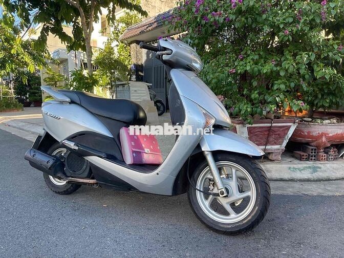 Honda Lead  chính hãng Biển 72 máy êm