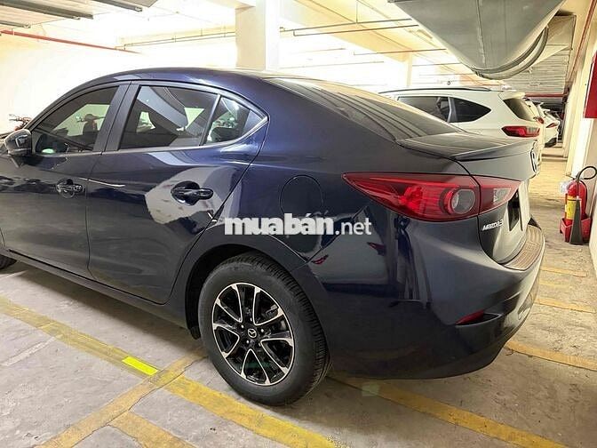 Mazda 3 1.5AT 2018 Xanh