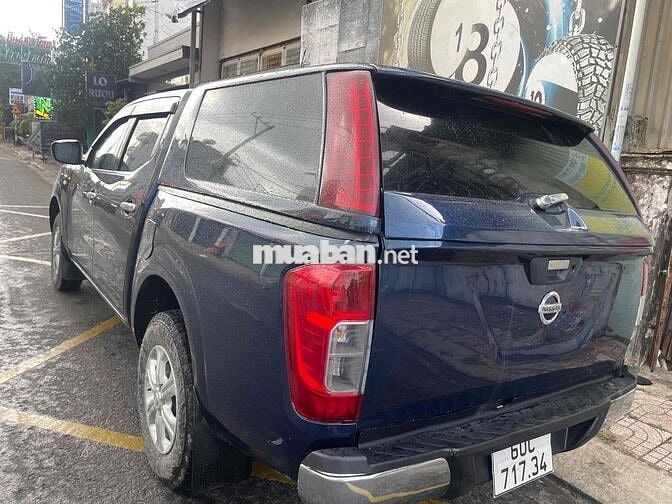Nissan Navara Xanh 5 chỗ Xe bán tải