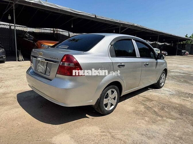 Chevrolet Aveo 2012 Số sàn Bạc 137105 km