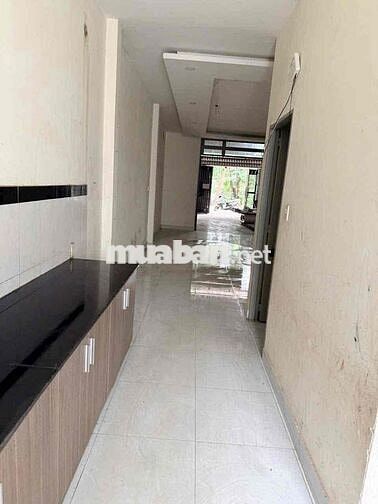 cho thuê nhà dt 6,5x25m 1 lầu đường xe tải