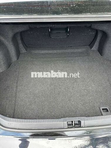 Toyota Camry 2.5Q sx 18 đi ít km