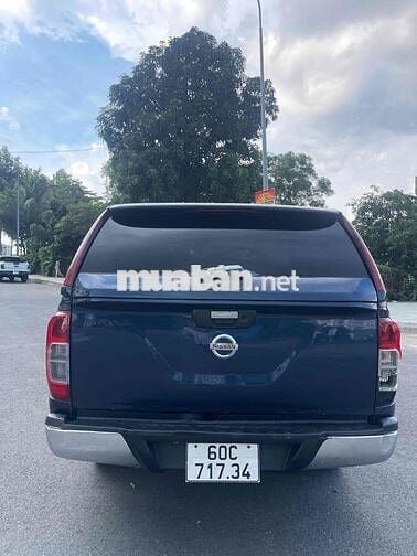 Nissan Navara Xanh 5 chỗ Xe bán tải