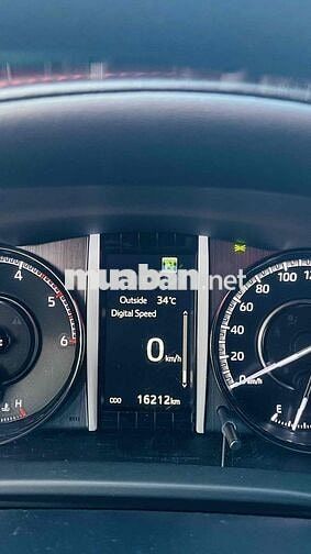 Fortuner Legender 2024 Cao Cấp Sports Trắng Đen