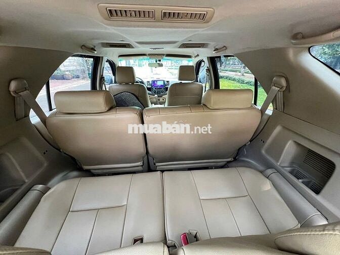 Toyota Fortuner 2010 số sàn máy dầu, màu xám