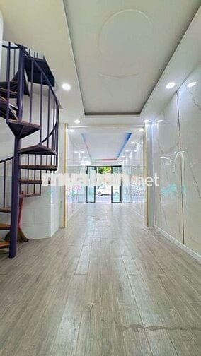 NHÀ  MẶT TIỀN  GIÁ TỐT  P . 5 Q. 8