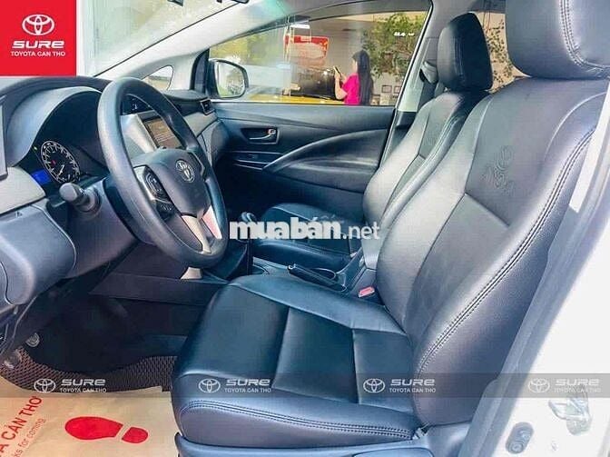 Toyota Innova E 2022 Trắng CHÍNH HÃNG