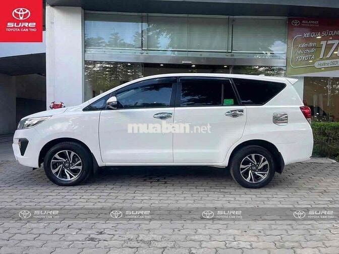 Toyota Innova E 2022 Trắng CHÍNH HÃNG